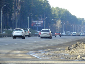 Учиться ездит на кольцевой не очень хорошая идея! Лучше выбрать менее оживленную трассу